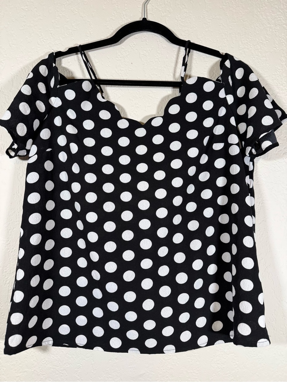 Scalloped Sleeve Neck Strap Black White Polka Dot Women's Top XL